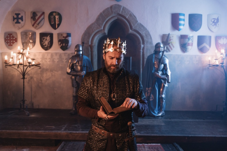 Princezna_zakleta_v_case_1_02